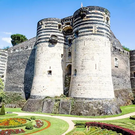 T3 A - Parking Gratuit Апартаменты Анже